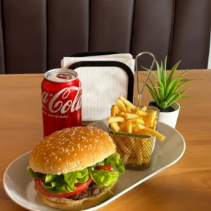🍔 Hamburguesa Clásica Gourmet + Papas Fritas + Bebida